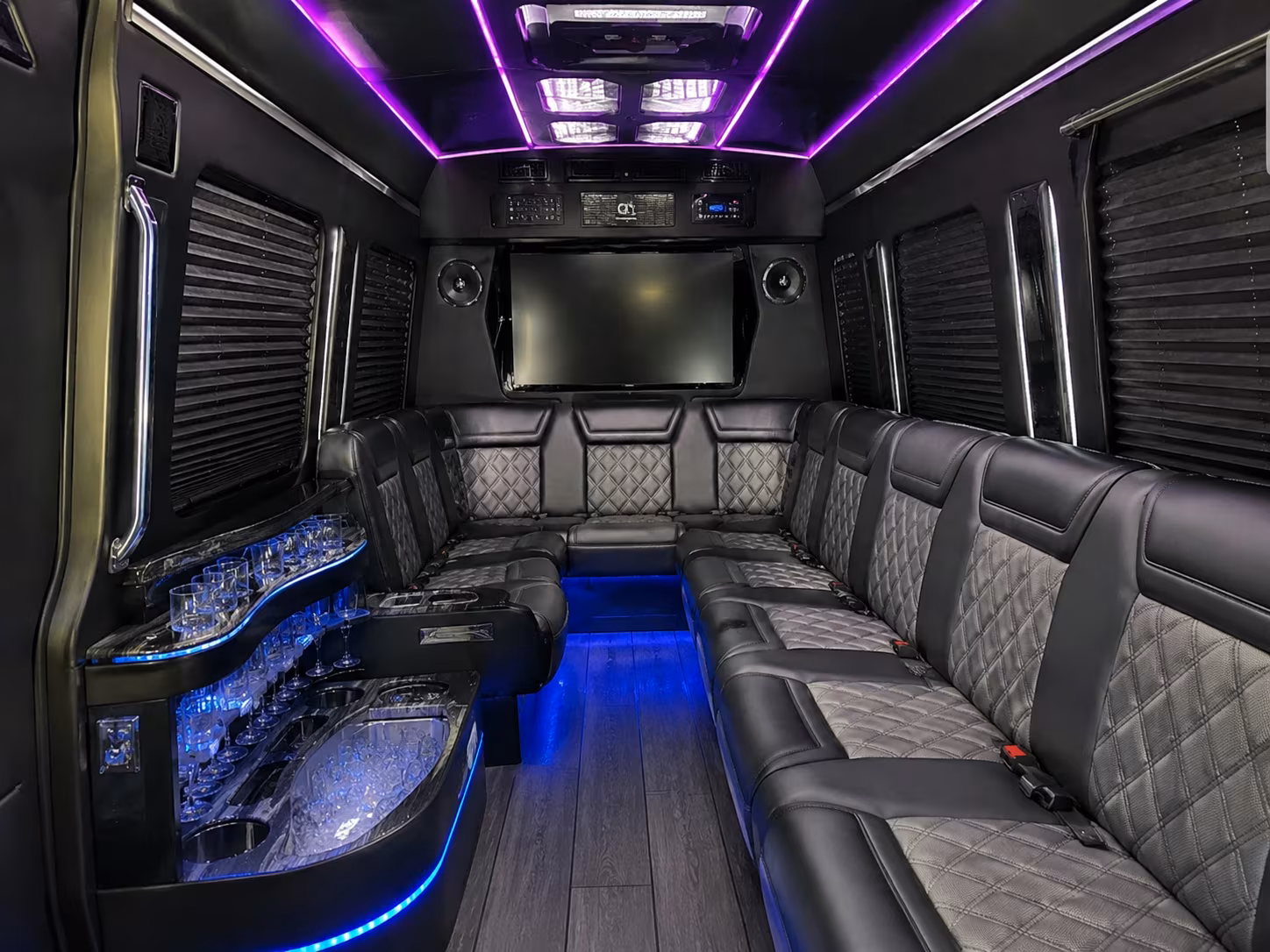 alpharettacharterbuscompany com is the go to for last minute concert group transportation in alpharetta