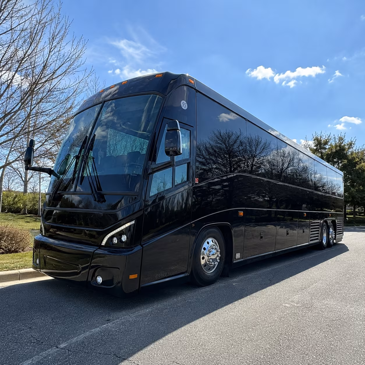 peachtree corners private long distance charter bus rentals in peachtree corners
