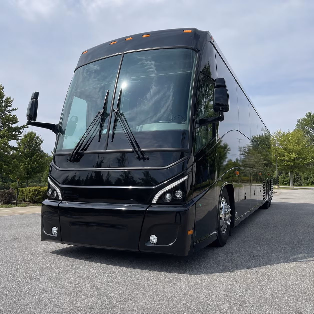 roswell get your wedding guests to the venue on time with a roswell charter bus