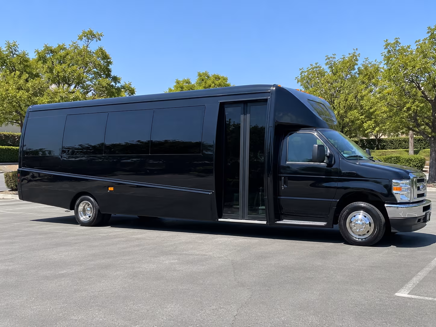 sandy springs rent a bus for teams and fans traveling to away games and tournaments